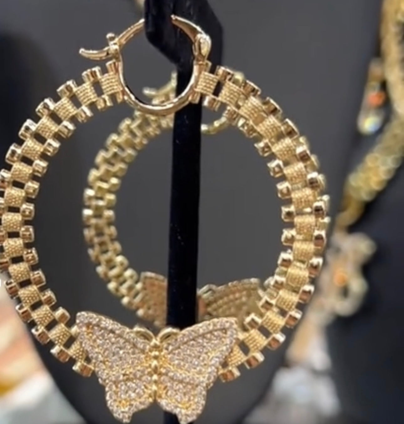 24k Gold Butterfly Earrings Set